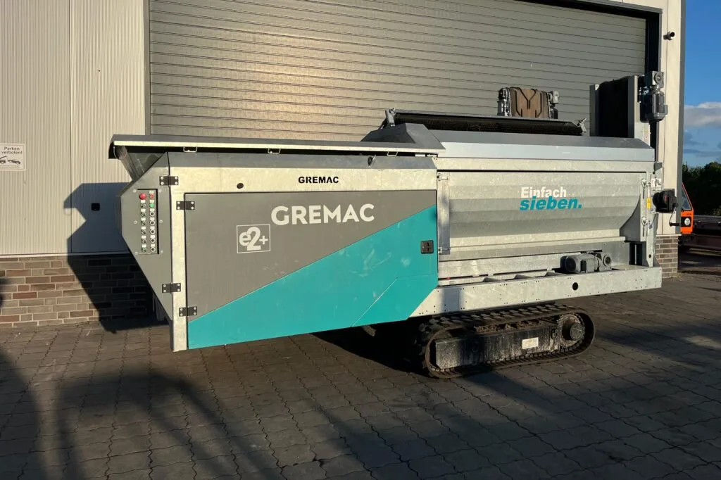 Siebanlage Gremac e2+ zum Mieten bei JE Rent & Service in Dornum